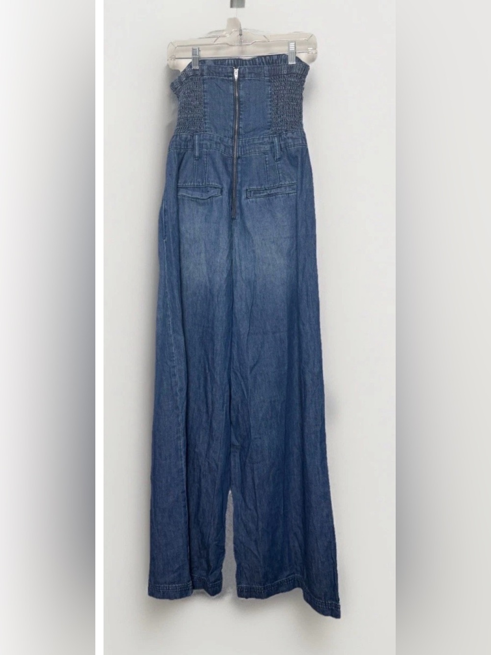 NWOT Pilcro Strapless Denim Wide Leg Jumpsuit Chambray Size 8 - Picture 4 of 5